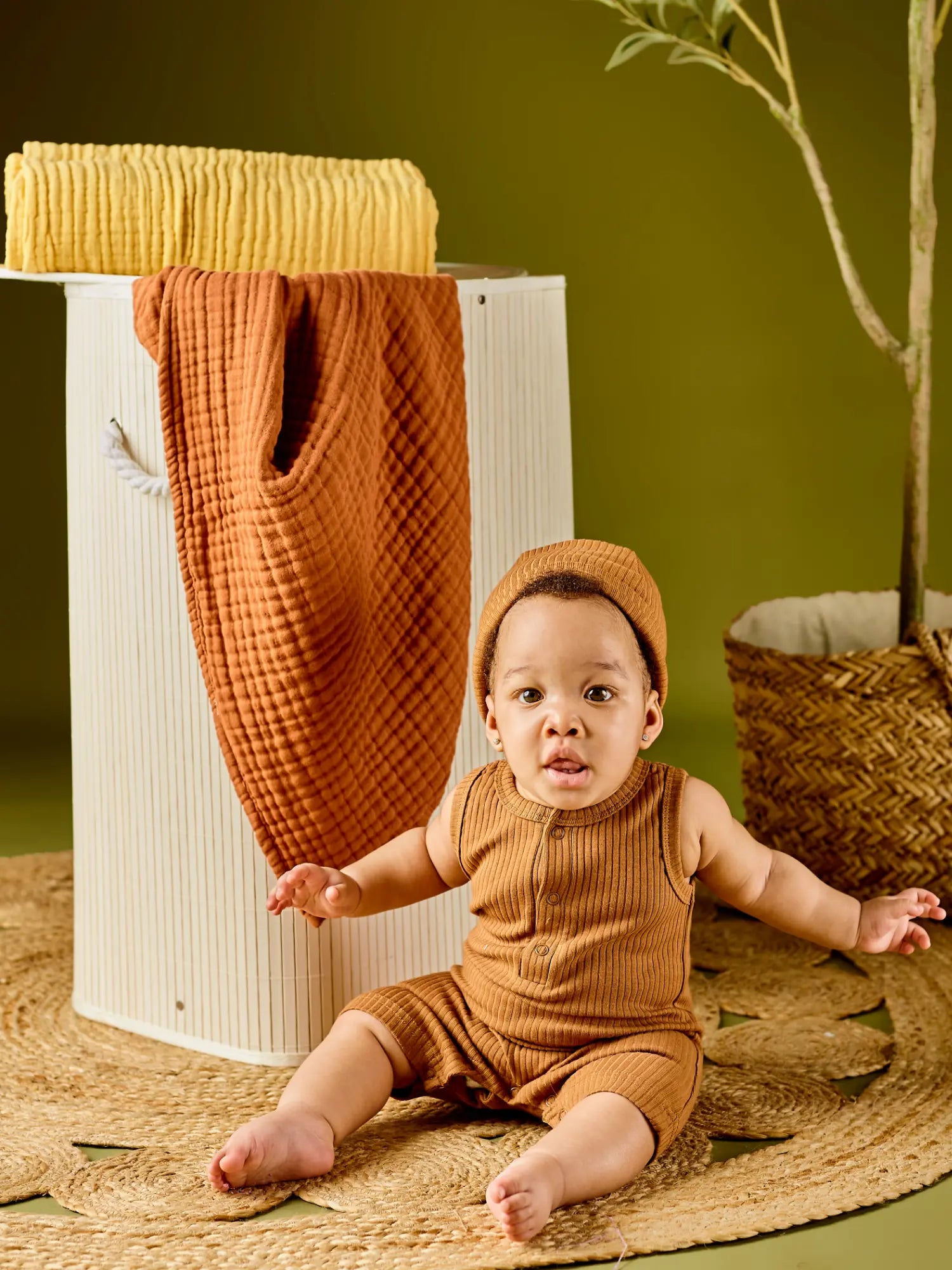 Cali organic ribbed gender-neutral baby knot hat | Paalm Baby Nigeria