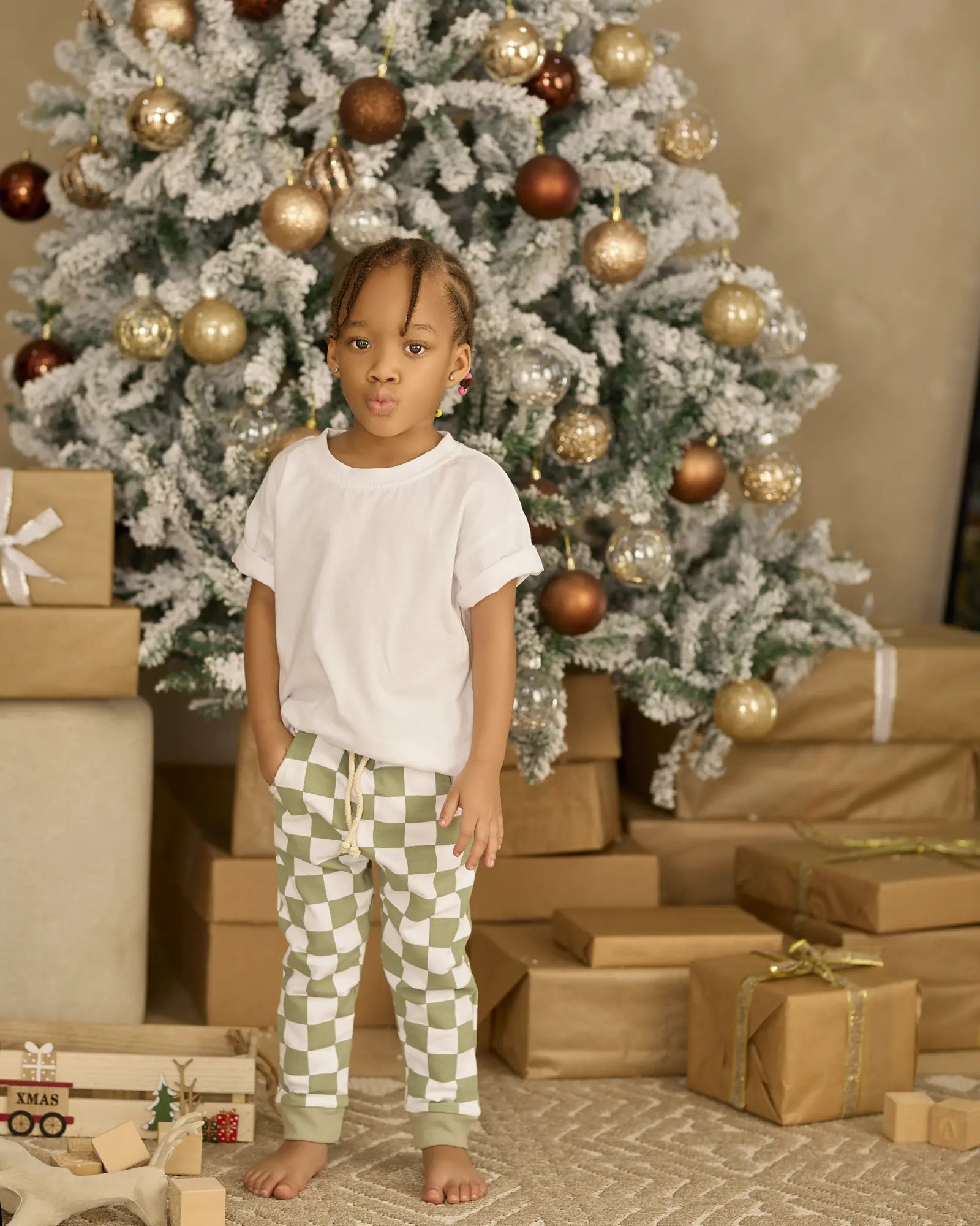 Lia organic cotton checkered baby set - t-shirt and joggers Mint Frost | Paalm Baby Clothing Nigeria