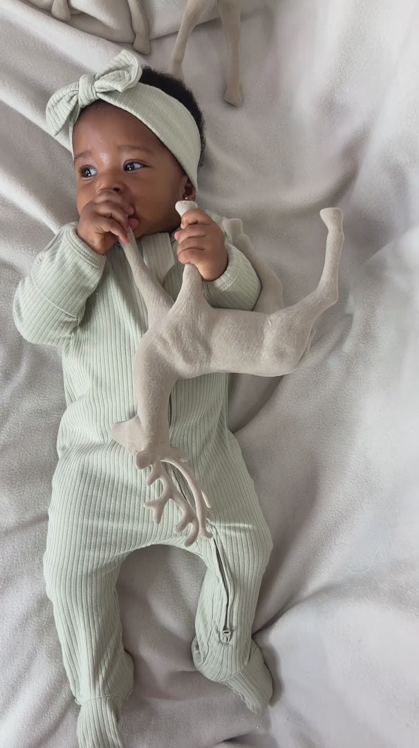 Ira organic cotton baby sleepsuit with double zipper video | Paalm Baby Clothing Nigeria